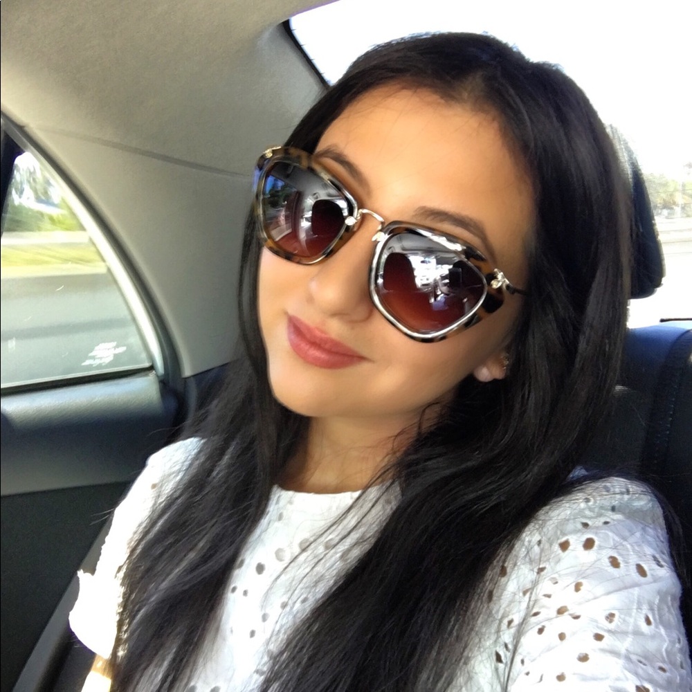 Sunglasses - Picture 4 of 4